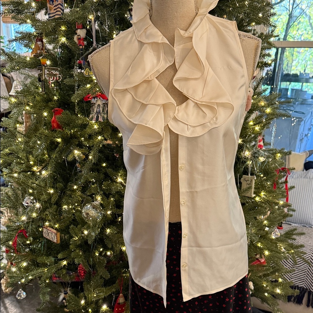 Ruffled 100% silk ivory Ruffled Women's sleeveless Top Ralph Lauren Aesthetic